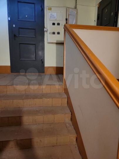 3-к. квартира, 80,5 м², 1/3 эт.