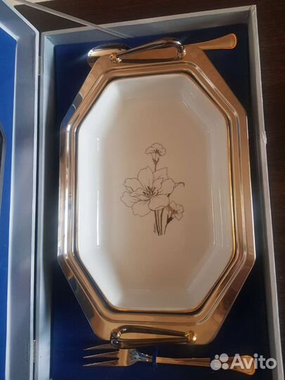 Блюдо для горячего с крышкой 