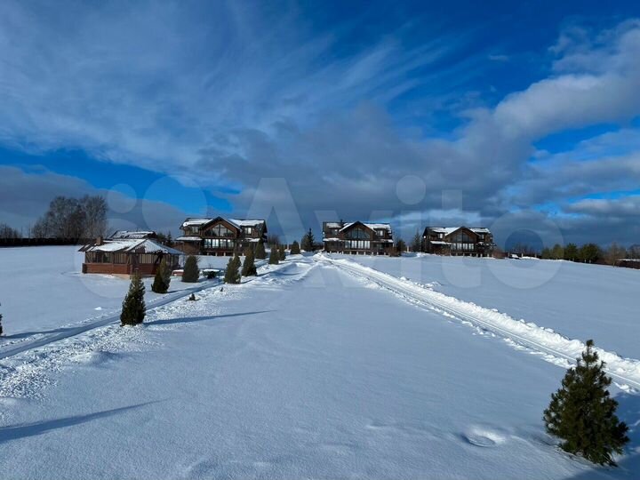 Дом 257,9 м² на участке 3,29 га