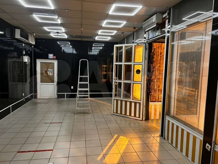 Торговая площадь, 38 м²