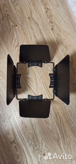 Световое оборудование для сцены