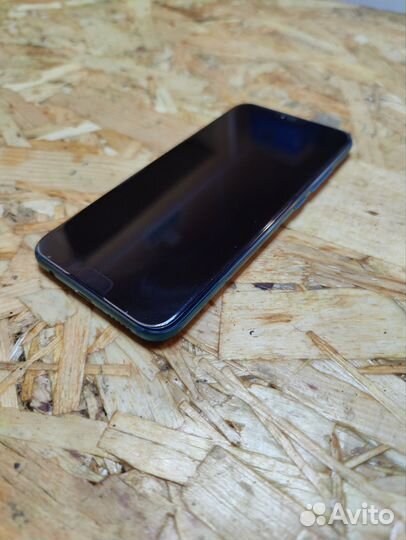 HONOR 10, 4/64 ГБ