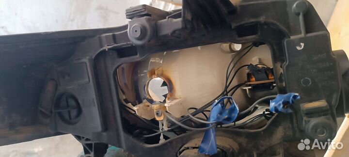 Фара форд мондео 4,правая, левая, цена за пару