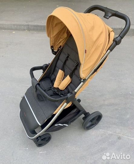 Прогулочная коляска Carrello Bravo Plus 2022