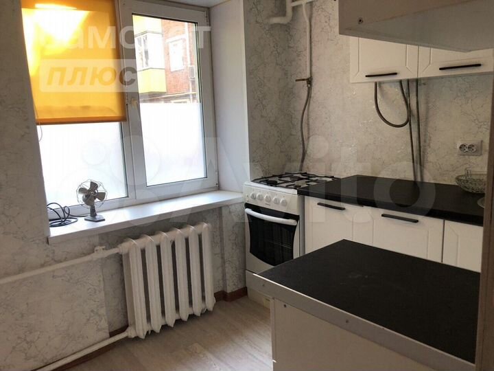 2-к. квартира, 42 м², 1/5 эт.