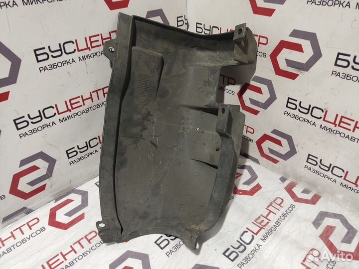 Клык бампера задний правый Ивеко Дейли 00-14