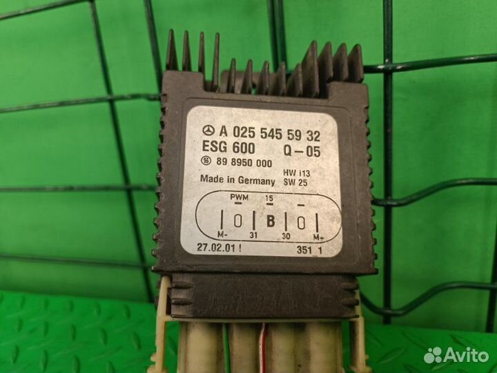 Блок управления вентелятором Mercedes-Benz E W210