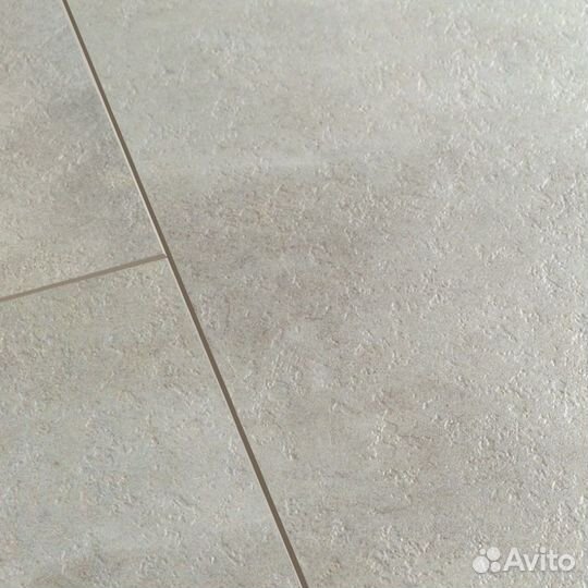 Пвх-плитка Quick-Step Livyn Бетон тёплый серый
