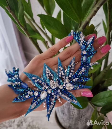 Украшение гимнастке на пучок