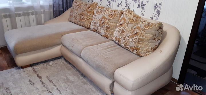 Диван угловой
