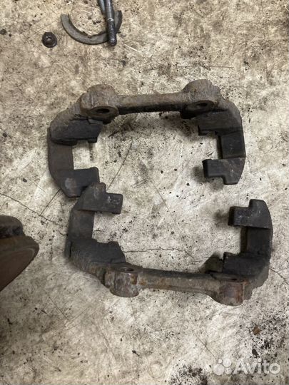 Передние супорта ауди а1