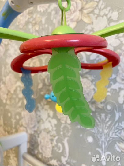 Мобиль на кроватку chicco