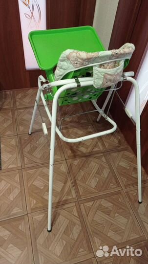 Детский стульчик для кормления