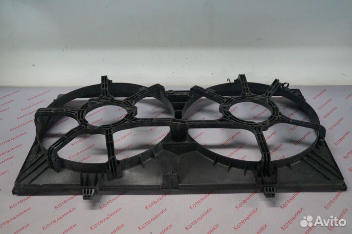 Nissan 21483-9Y000 Диффузор вентиляторов охл