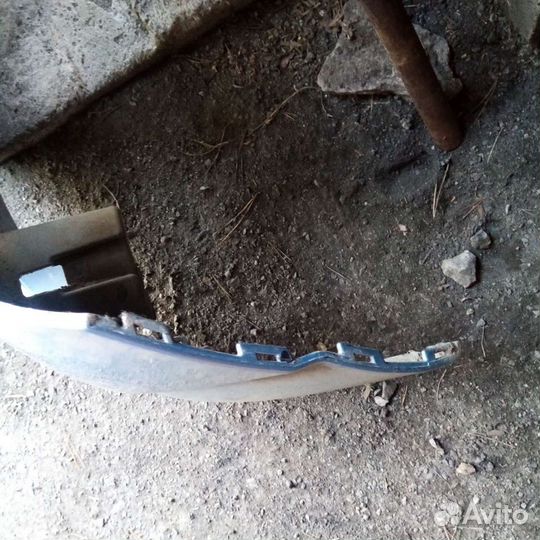 Бампер субару р2