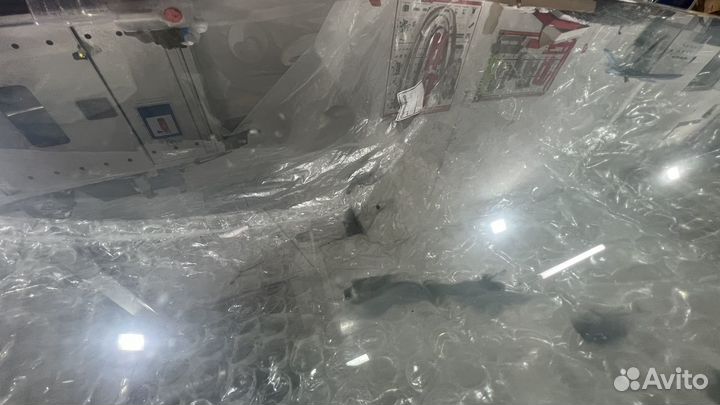 Лоьовое стекло BMW 4G22