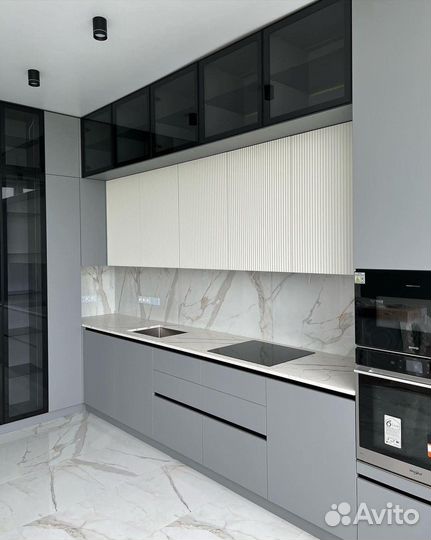 Современная кухня с фрезеровкой