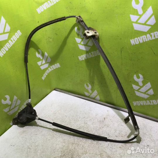 Стеклоподъемник механ. передний правый Фольксваг