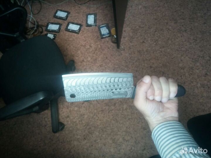 Топорик кухонный. Ручная гравюра. Редкая вещица