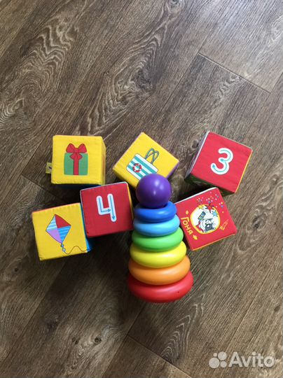 Пирамидка и мягкие кубики