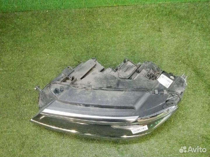 Фара левая Volkswagen Tiguan