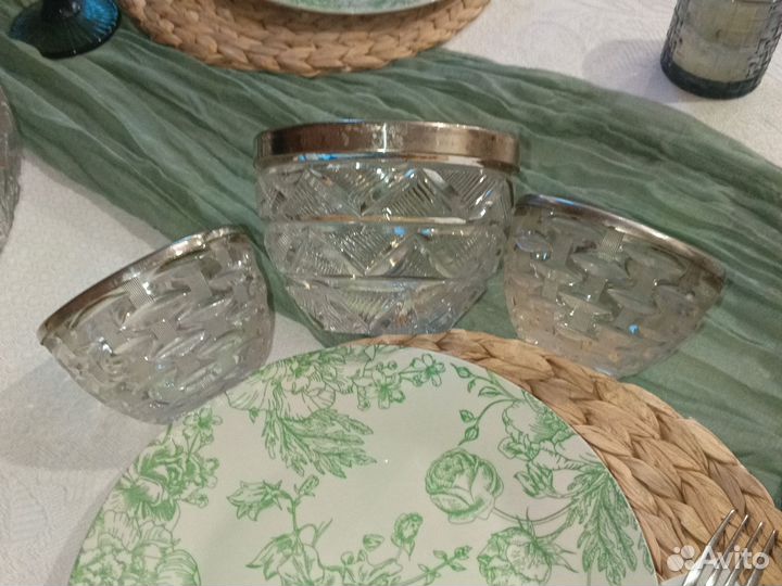 Конфетница с мельхиоровым ободком