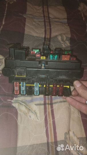 Блок предохранителей Peugeot 206