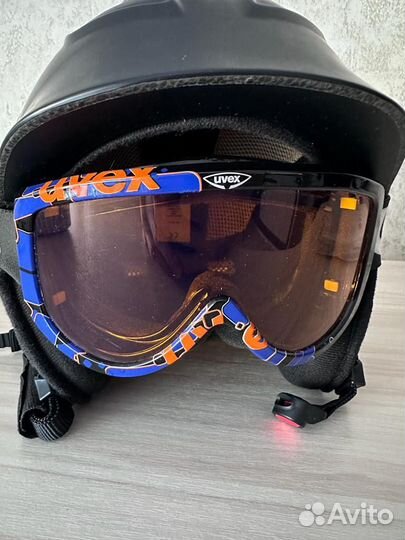 Горнолыжные очки uvex