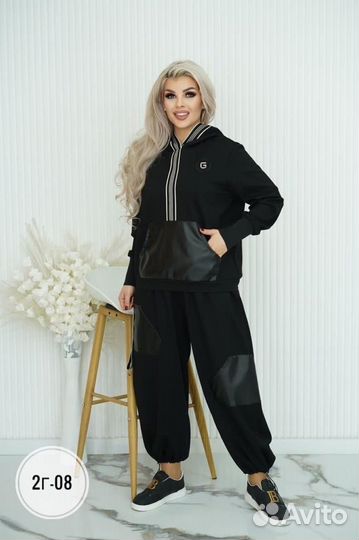 Крутой спортивный костюм