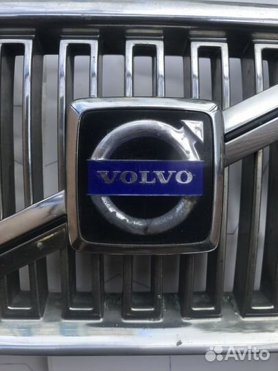 Решётка радиатора Volvo - V70 2001-2008