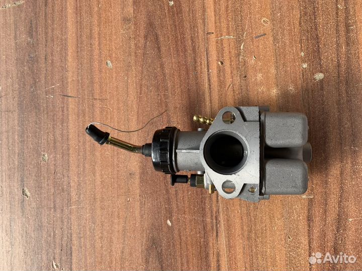 Карбюратор мото урал Левый