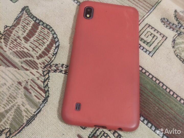 Samsung Galaxy A10, 4/32 ГБ