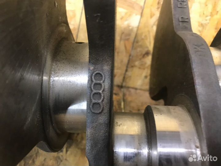 Коленвал Audi A7 4G 3.0 2011