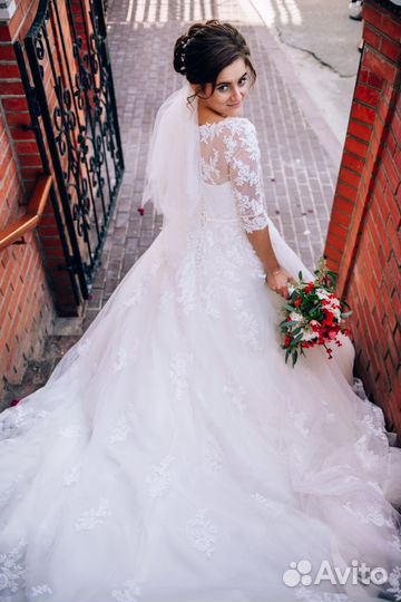 Свадебное платье