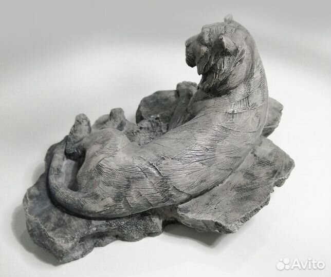 Статуэтка тигра