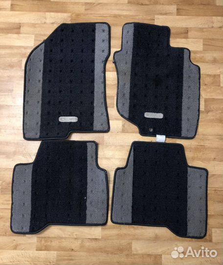 Автомобильные коврики Nissan X-Trail