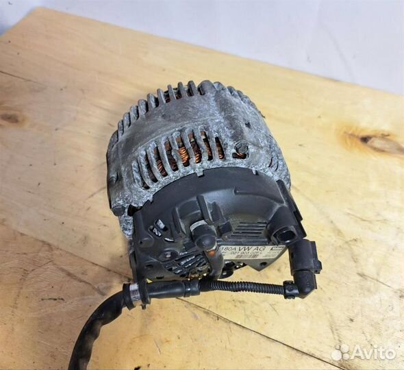 Генератор VW Passat (B6) 2005-2010