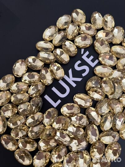 Стразы камни 400 шт за 1000