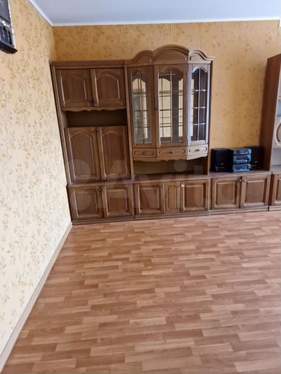 2-к. квартира, 56 м², 4/9 эт.