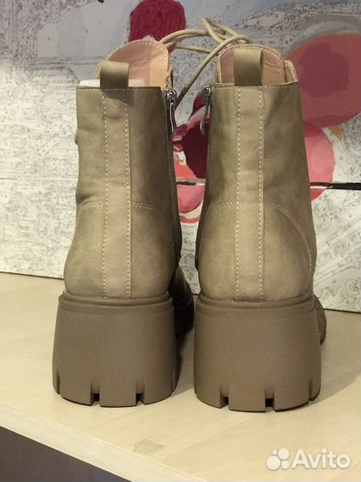 Ботинки бежевые женские 42 размер