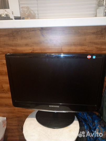 Монитор Samsung