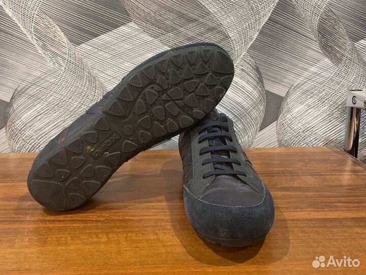 Кроссовки Geox размер 45