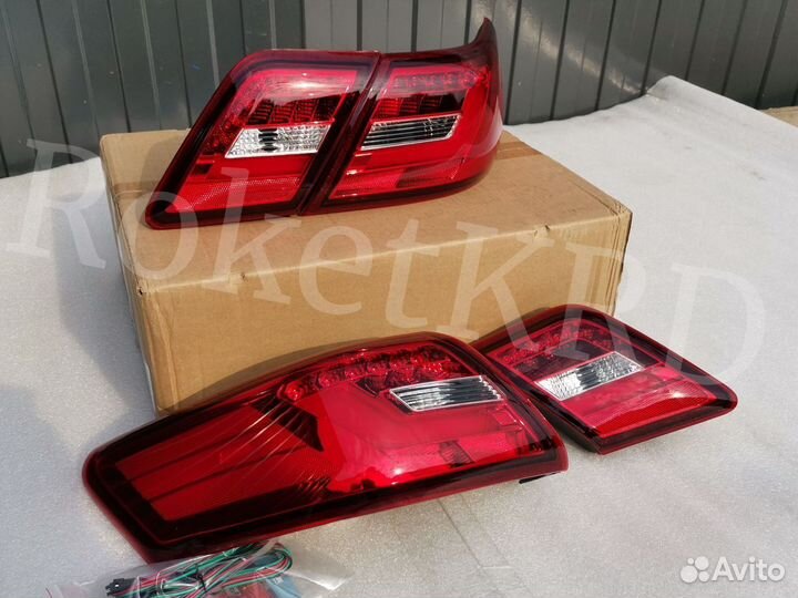 Задние фонари Toyota Camry 40 кр.белые