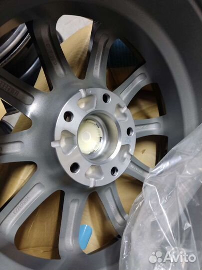 VW Transporter,BMW 5x120 R16 4 диска