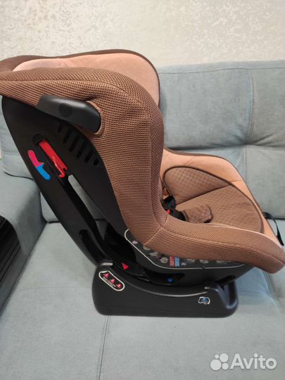 Детское автокресло от 0 до 18 кг