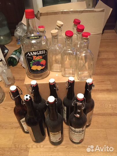 Бутылки стеклянные и бугельные