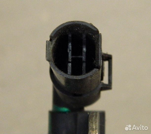 Датчик коленвала Renault Logan 1