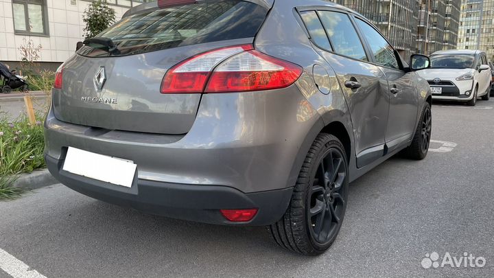 Бампер задний renault megane 3