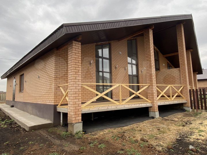 Таунхаус 150 м² на участке 4 сот.