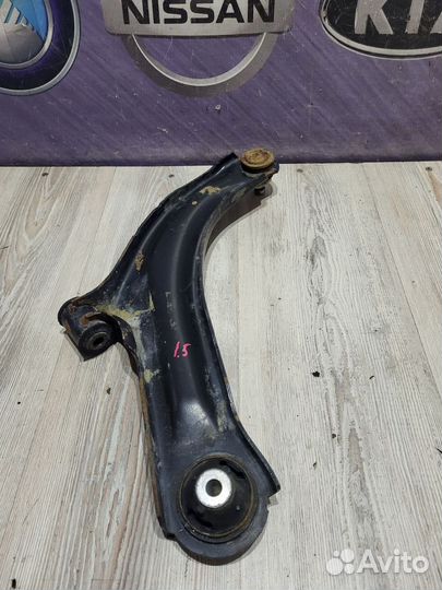 Рычаг подвески Nissan note E11 Лев